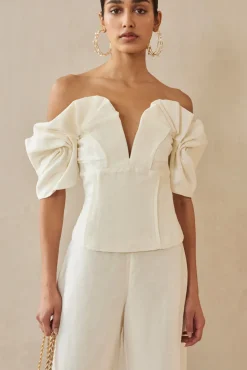 Cult Gaia Tops><noscript><img width=